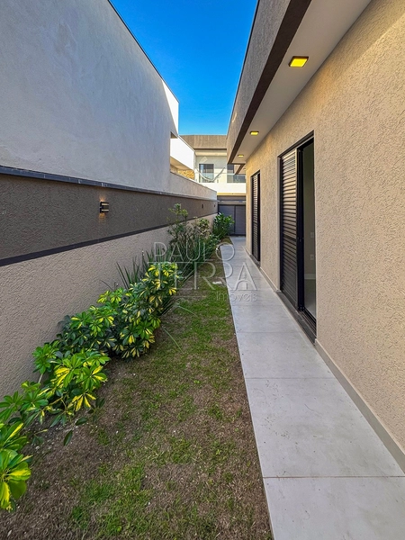 Casa em condomínio fechado em Tremembé pronta para morar, com armários planejados em todos os ambientes, energia fotovoltaica e piscina.: 91ª foto da galeria de imagens do imóvel