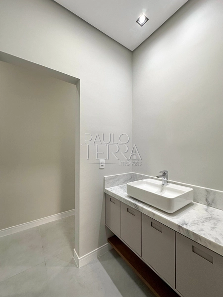 Casa em condomínio fechado em Tremembé pronta para morar, com armários planejados em todos os ambientes, energia fotovoltaica e piscina.: 42ª foto da galeria de imagens do imóvel