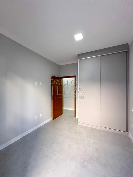 Casa em condomínio fechado em Tremembé pronta para morar, com armários planejados em todos os ambientes, energia fotovoltaica e piscina.: 46ª foto da galeria de imagens do imóvel