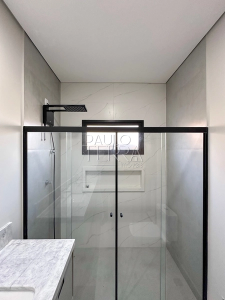 Casa em condomínio fechado em Tremembé pronta para morar, com armários planejados em todos os ambientes, energia fotovoltaica e piscina.: 63ª foto da galeria de imagens do imóvel