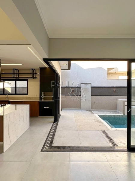 Casa em condomínio fechado em Tremembé pronta para morar, com armários planejados em todos os ambientes, energia fotovoltaica e piscina.: 93ª foto da galeria de imagens do imóvel