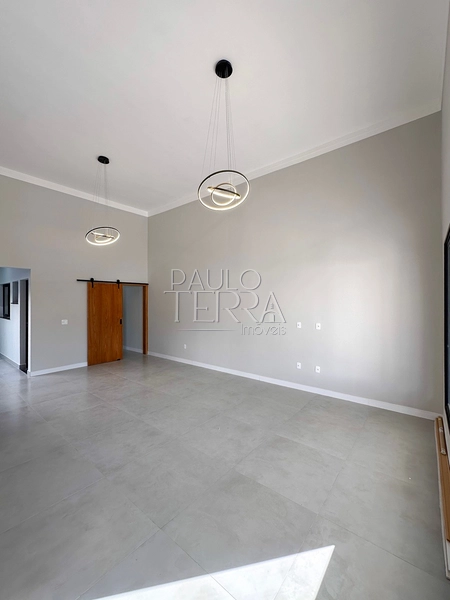 Casa em condomínio fechado em Tremembé pronta para morar, com armários planejados em todos os ambientes, energia fotovoltaica e piscina.: 83ª foto da galeria de imagens do imóvel