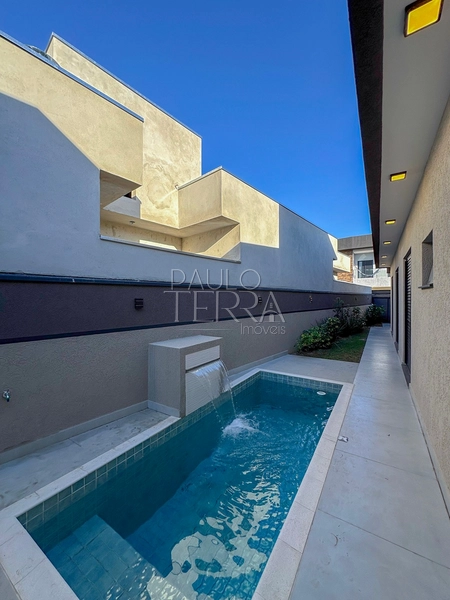 Casa em condomínio fechado em Tremembé pronta para morar, com armários planejados em todos os ambientes, energia fotovoltaica e piscina.: 31ª foto da galeria de imagens do imóvel