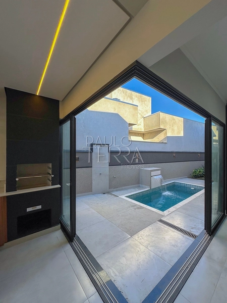 Casa em condomínio fechado em Tremembé pronta para morar, com armários planejados em todos os ambientes, energia fotovoltaica e piscina.: 28ª foto da galeria de imagens do imóvel