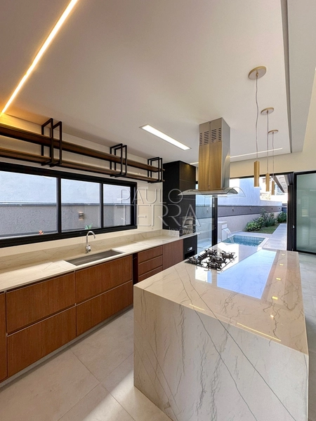 Casa em condomínio fechado em Tremembé pronta para morar, com armários planejados em todos os ambientes, energia fotovoltaica e piscina.: 25ª foto da galeria de imagens do imóvel