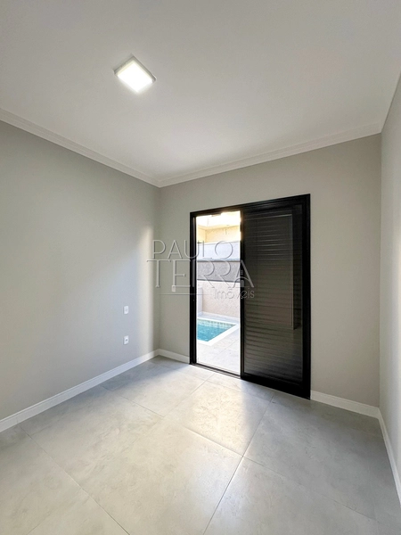 Casa em condomínio fechado em Tremembé pronta para morar, com armários planejados em todos os ambientes, energia fotovoltaica e piscina.: 48ª foto da galeria de imagens do imóvel
