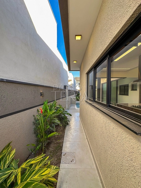 Casa em condomínio fechado em Tremembé pronta para morar, com armários planejados em todos os ambientes, energia fotovoltaica e piscina.: 93ª foto da galeria de imagens do imóvel
