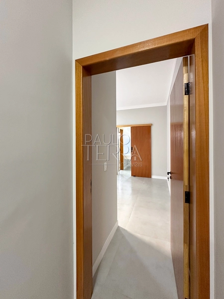 Casa em condomínio fechado em Tremembé pronta para morar, com armários planejados em todos os ambientes, energia fotovoltaica e piscina.: 56ª foto da galeria de imagens do imóvel