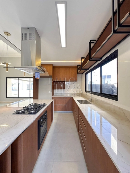 Casa em condomínio fechado em Tremembé pronta para morar, com armários planejados em todos os ambientes, energia fotovoltaica e piscina.: 11ª foto da galeria de imagens do imóvel