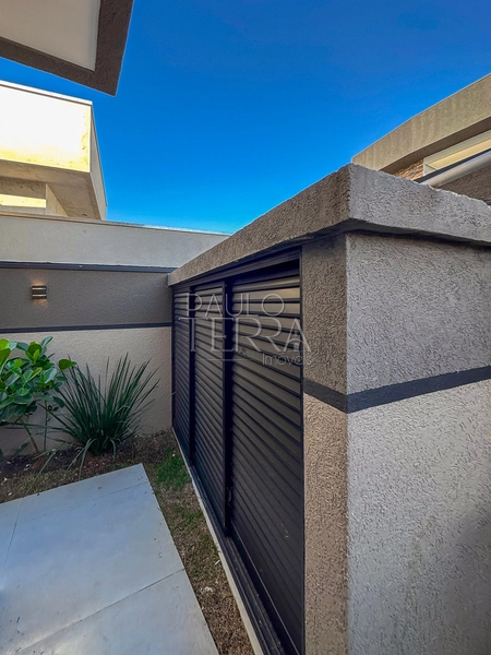 Casa em condomínio fechado em Tremembé pronta para morar, com armários planejados em todos os ambientes, energia fotovoltaica e piscina.: 67ª foto da galeria de imagens do imóvel