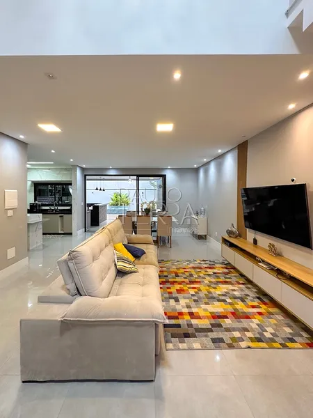 Sobrado à venda no Condomínio Morada do Visconde em Tremembé | 4 dormitórios, piscina e energia solar: 5ª foto da galeria de imagens do imóvel