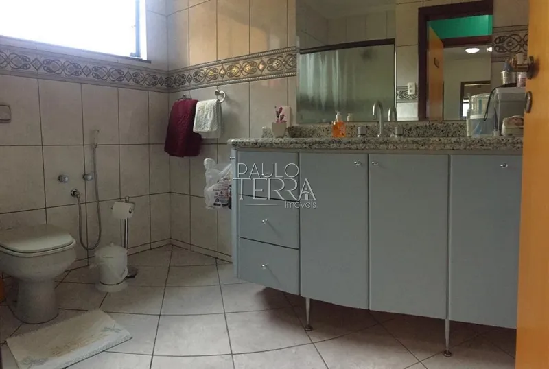 Sobrado com vista para o lado - Condomínio Chácaras Cataguá - Taubaté: 27ª foto da galeria de imagens do imóvel