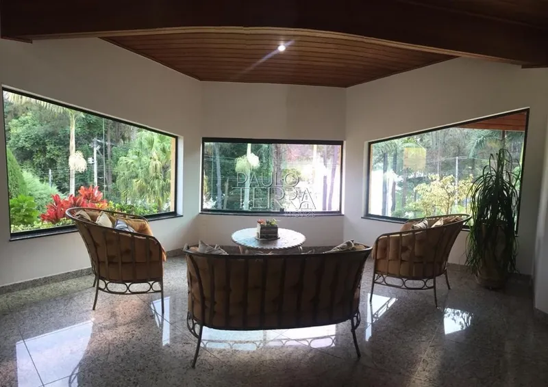 Sobrado com vista para o lado - Condomínio Chácaras Cataguá - Taubaté: 9ª foto da galeria de imagens do imóvel