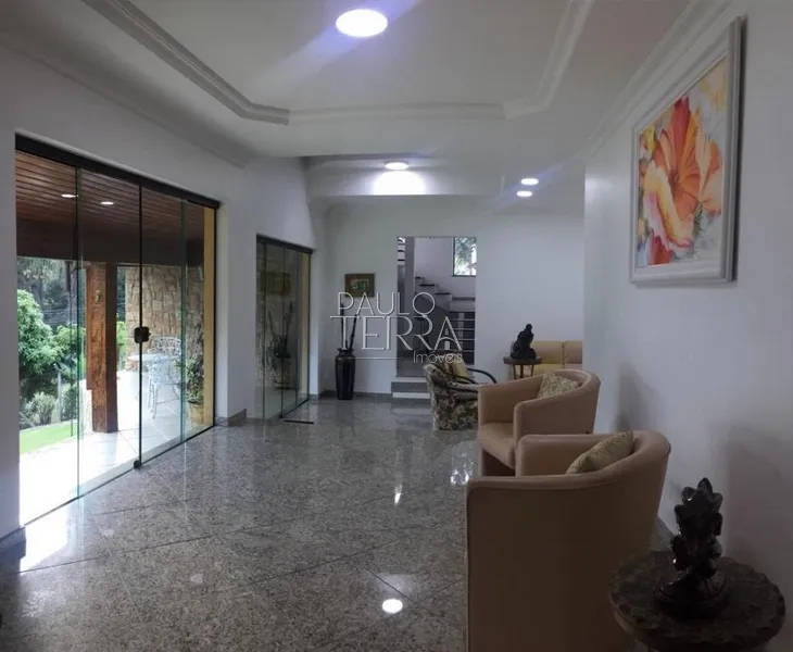 Sobrado com vista para o lado - Condomínio Chácaras Cataguá - Taubaté: 10ª foto da galeria de imagens do imóvel