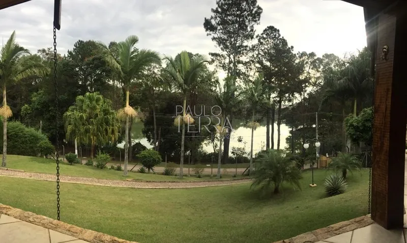 Sobrado com vista para o lado - Condomínio Chácaras Cataguá - Taubaté: 4ª foto da galeria de imagens do imóvel