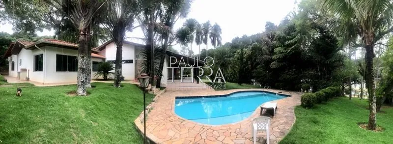 Casa em frente ao lago no Condomínio Chácaras Cataguá em Taubaté SP: 1ª foto da galeria de imagens do imóvel