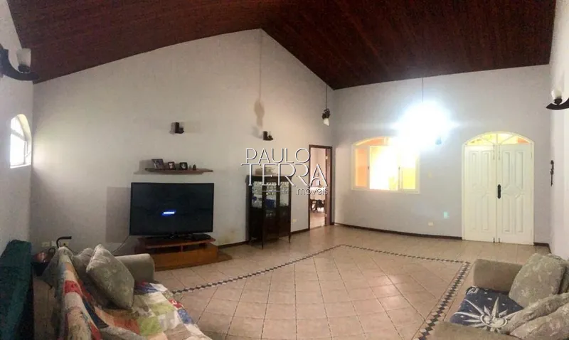 Casa em frente ao lago no Condomínio Chácaras Cataguá em Taubaté SP: 23ª foto da galeria de imagens do imóvel