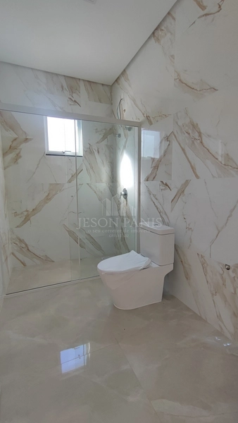 CASA COM 1 SUÍTE + 2 DORMITÓRIOS COM PISCINA!: 7ª foto da galeria de imagens do imóvel