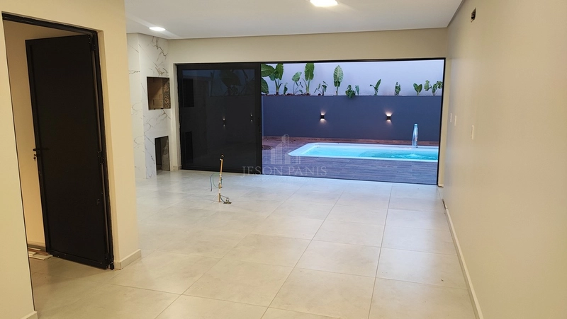 CASA A VENDA NO ESPLANADA: 4ª foto da galeria de imagens do imóvel