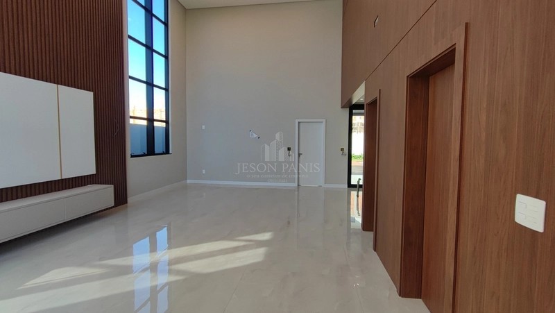 CASA TERREA COM 3 SUÍTES: 15ª foto da galeria de imagens do imóvel