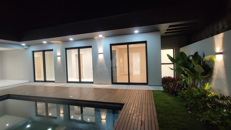 CASA TERREA COM 3 SUÍTES: 9ª foto da galeria de imagens do imóvel