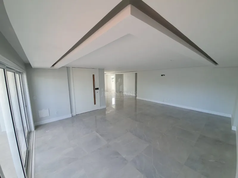 Apartamento com Três suítes: 20ª foto da galeria de imagens do imóvel