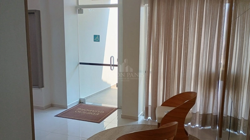 APARTAMENTO SUÍTE + 1 DEMI + UM QUARTO: 2ª foto da galeria de imagens do imóvel