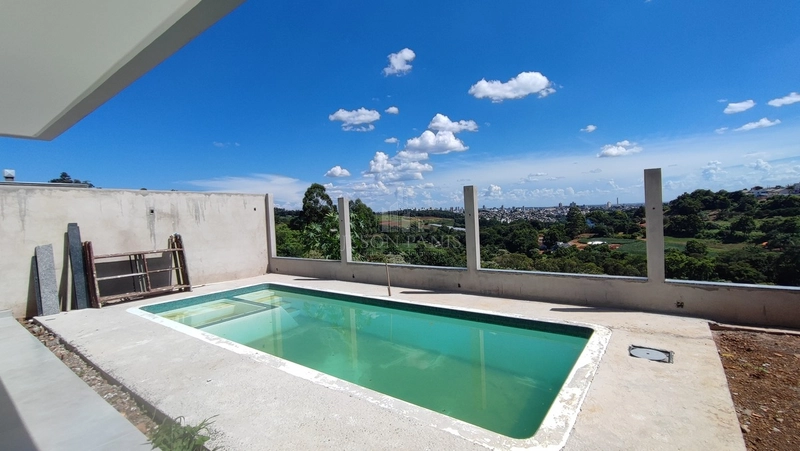 CASA NOVA COM VISTA PANORAMICA: 2ª foto da galeria de imagens do imóvel