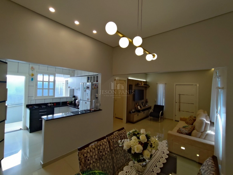 Casa á venda 1 suíte + 2 dormitórios no Presidente Médici.: 4ª foto da galeria de imagens do imóvel