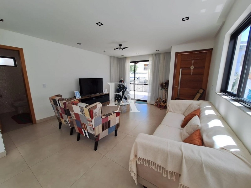 Casa à venda no Vale dos Cristais, Macaé/RJ: 4ª foto da galeria de imagens do imóvel