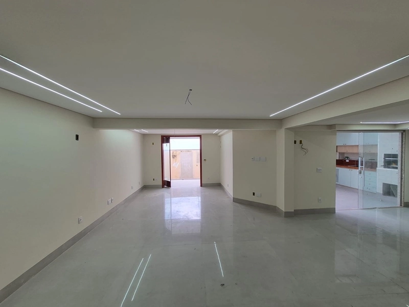 Cobertura á venda na Praia Campista, Macaé/RJ: 5ª foto da galeria de imagens do imóvel