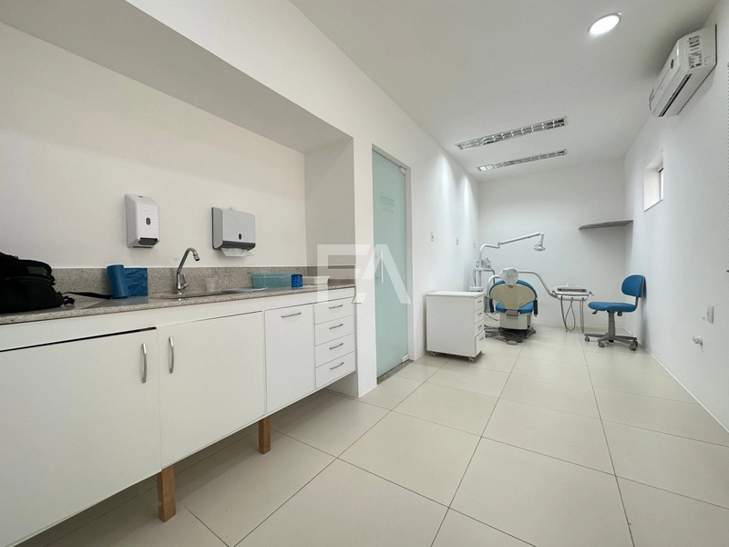 Casa Comercial á venda, Bairro Imbetiba, Macaé/RJ: 5ª foto da galeria de imagens do imóvel