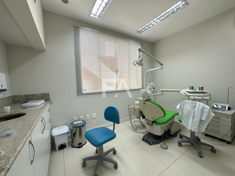 Casa Comercial á venda, Bairro Imbetiba, Macaé/RJ: 4ª foto da galeria de imagens do imóvel
