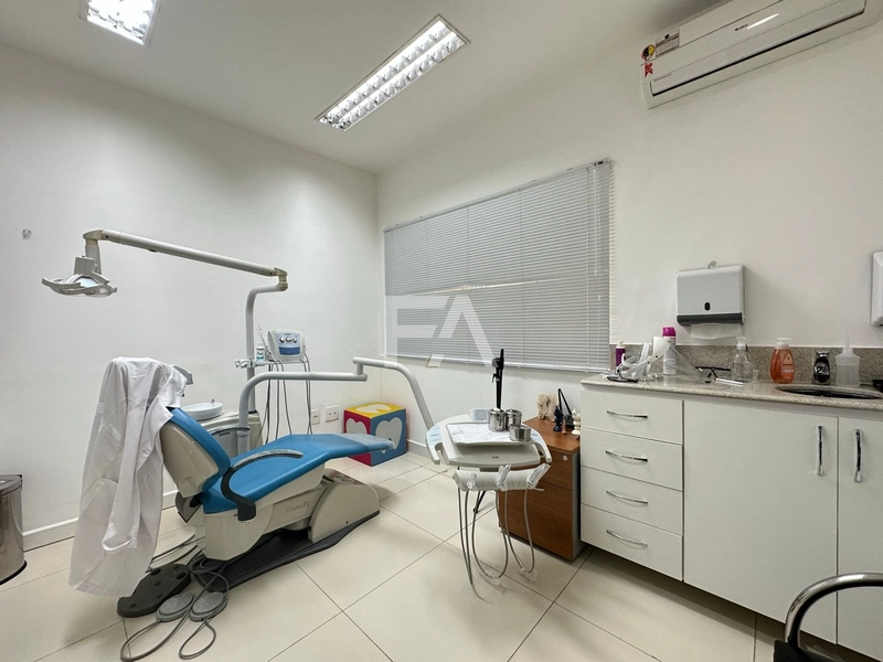 Casa Comercial á venda, Bairro Imbetiba, Macaé/RJ: 3ª foto da galeria de imagens do imóvel