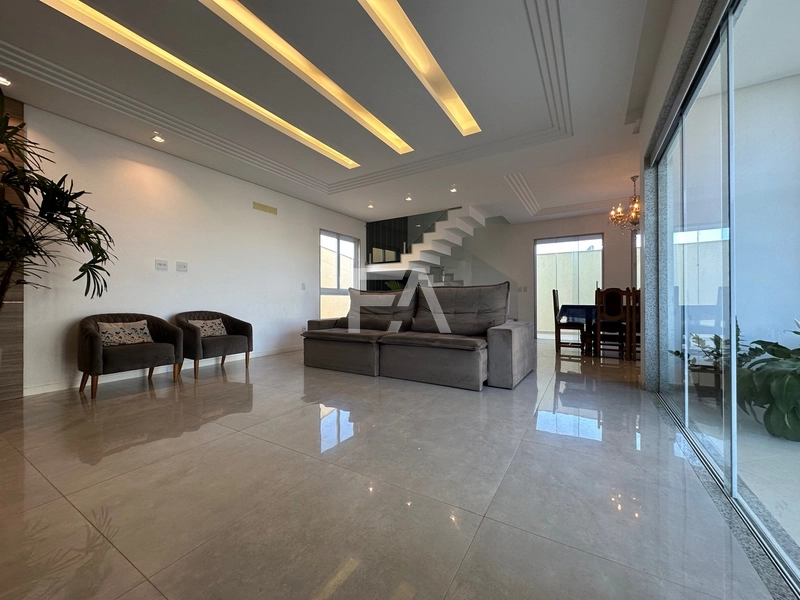 Casa 4 quartos, Bairro Jardim Guanabara, Macaé: 7ª foto da galeria de imagens do imóvel