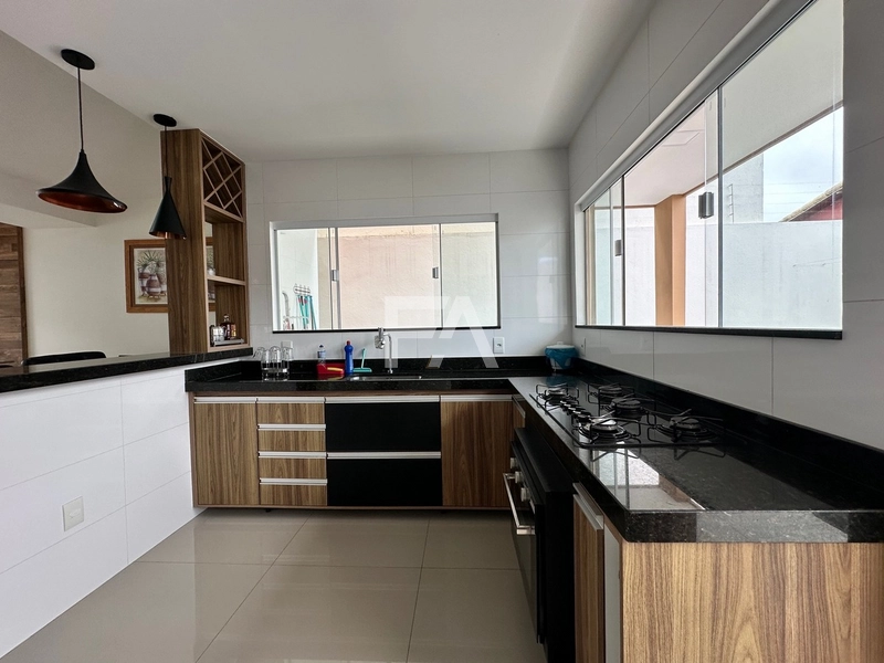 Casa á venda, Vale das Palmeiras, Macaé/RJ: 4ª foto da galeria de imagens do imóvel