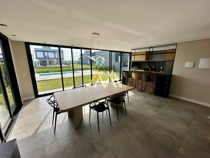 Casa beira lago localizada no Condomínio Riviera em Xangri-lá.: 5ª foto da galeria de imagens do imóvel