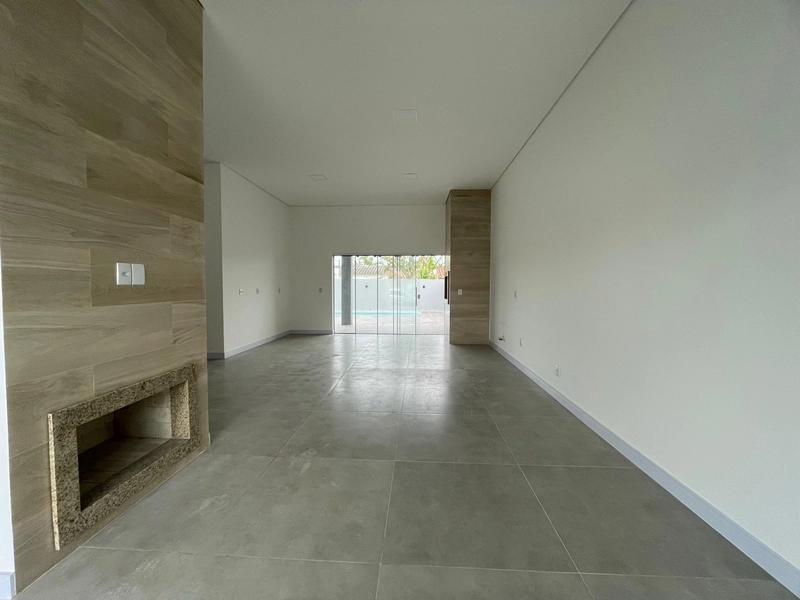 Casa à venda em Atlântida Sul!: 3ª foto da galeria de imagens do imóvel