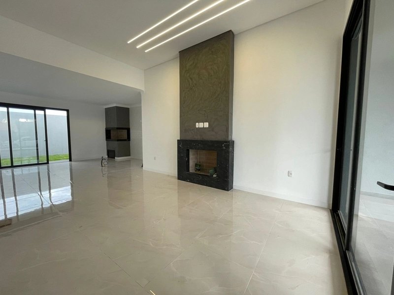 Casa à venda Atlandida Sul: 3ª foto da galeria de imagens do imóvel