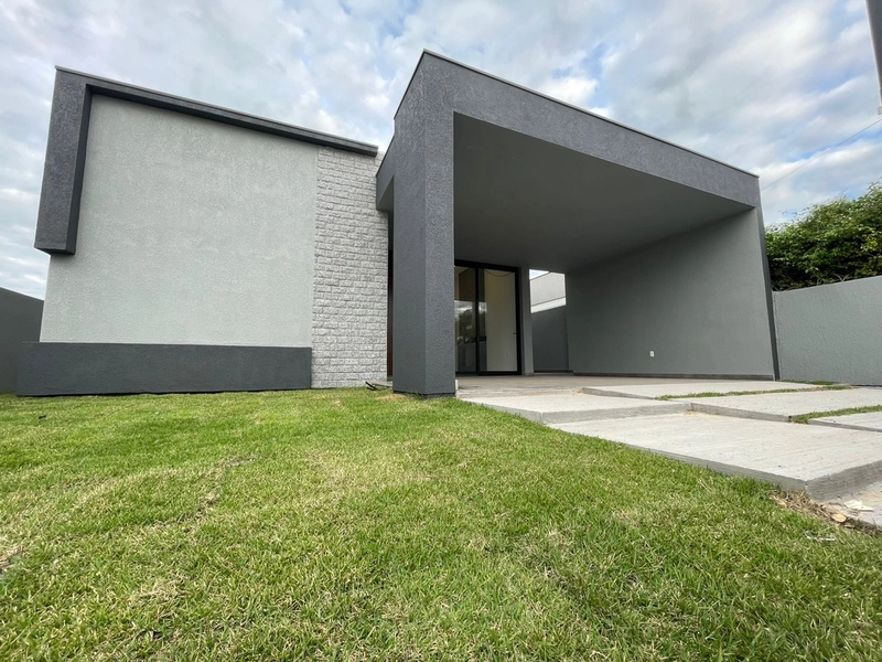 Casa à venda Atlandida Sul: 2ª foto da galeria de imagens do imóvel