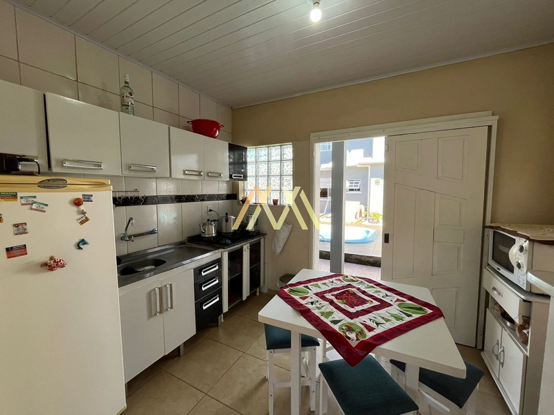 Casa com 07 dormitórios à venda em Atlântida Sul!: 3ª foto da galeria de imagens do imóvel