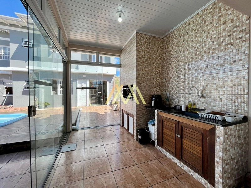 Casa com 07 dormitórios à venda em Atlântida Sul!: 16ª foto da galeria de imagens do imóvel