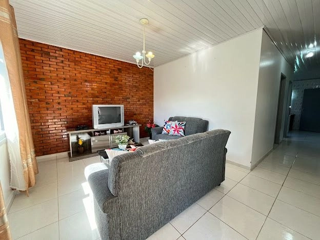 CASA A VENDA EM XANGRI-LÁ - NOIVA DO MAR!: 2ª foto da galeria de imagens do imóvel