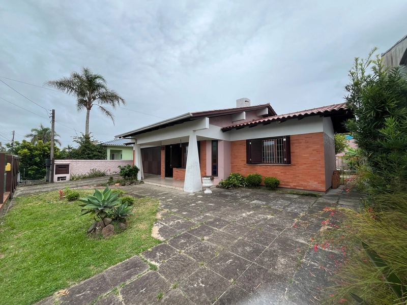 Casa à venda em Atlântida!: 2ª foto da galeria de imagens do imóvel