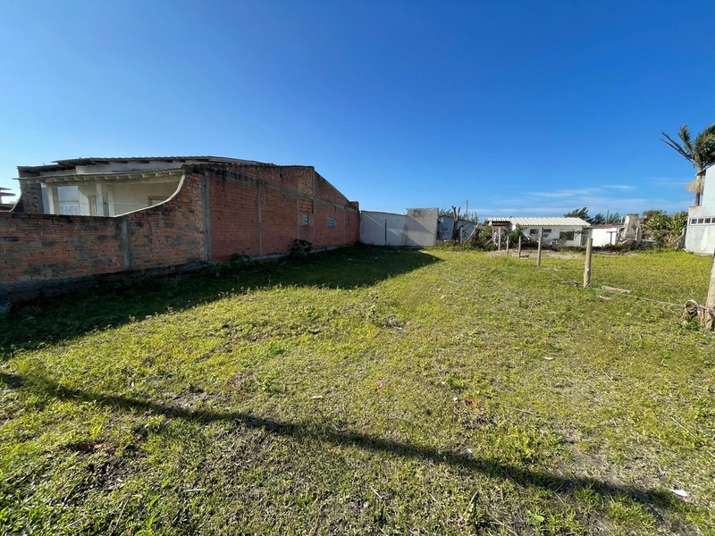 Terreno à venda em Atlântida Sul!: 2ª foto da galeria de imagens do imóvel