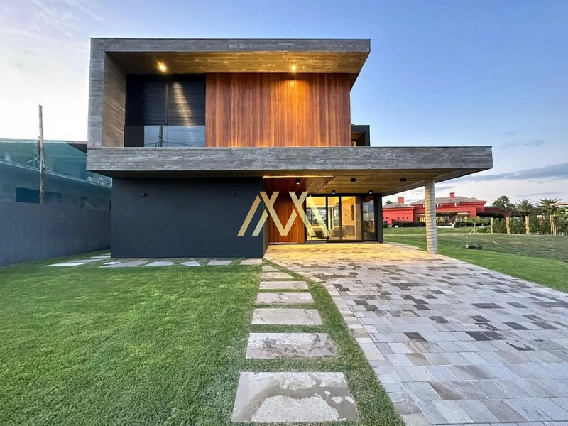 Casa com 06 suítes à venda em condomínio fechado em Xangri-Lá!: 1ª foto da galeria de imagens do imóvel