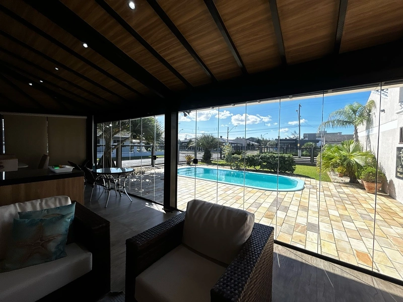 CASA A VENDA COM 2 TERRENOS EM ATLÂNTIDA SUL!: 7ª foto da galeria de imagens do imóvel
