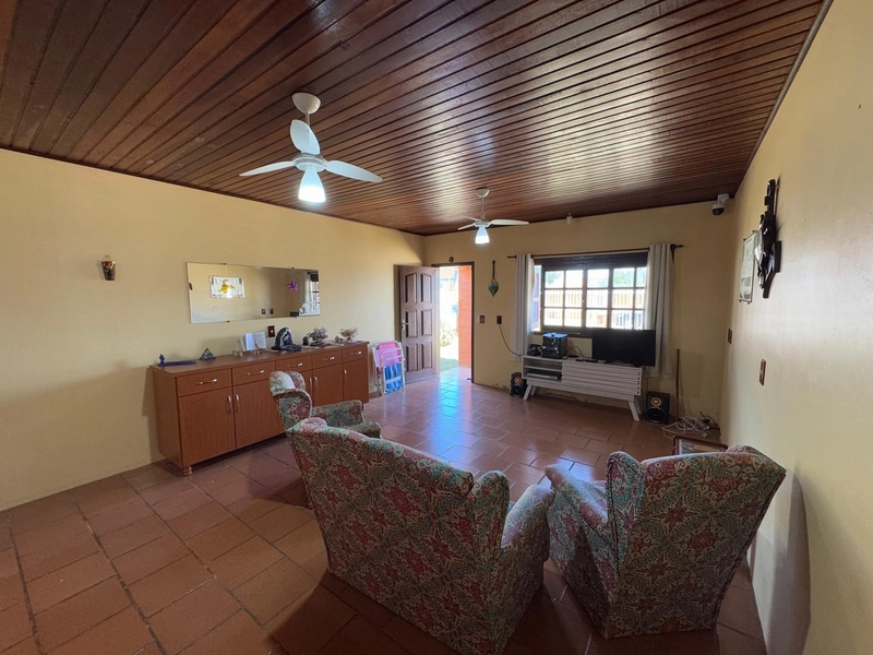 CASA A 450M DO MAR!: 5ª foto da galeria de imagens do imóvel