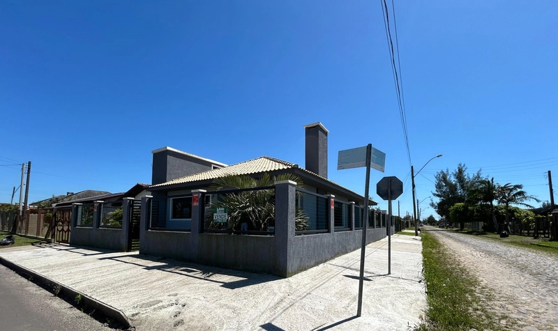 CASA DE ESQUINA A VENDA EM ATLÂNTIDA SUL!: 29ª foto da galeria de imagens do imóvel