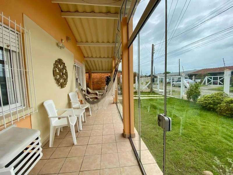 CASA A VENDA COM 02 TERRENOS E PISCINA!: 2ª foto da galeria de imagens do imóvel